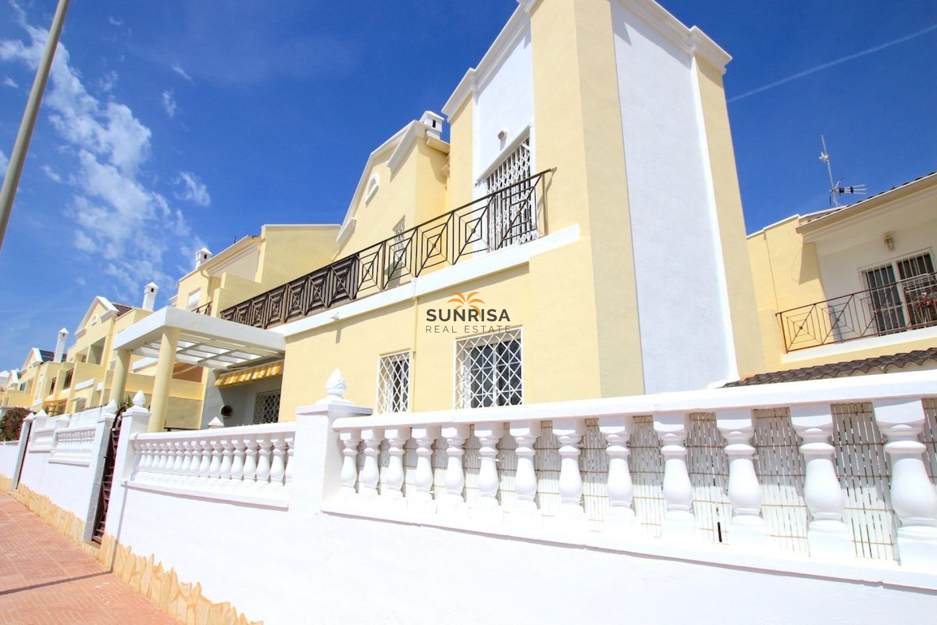 Herverkoop - Herenhuis - Ciudad Quesada