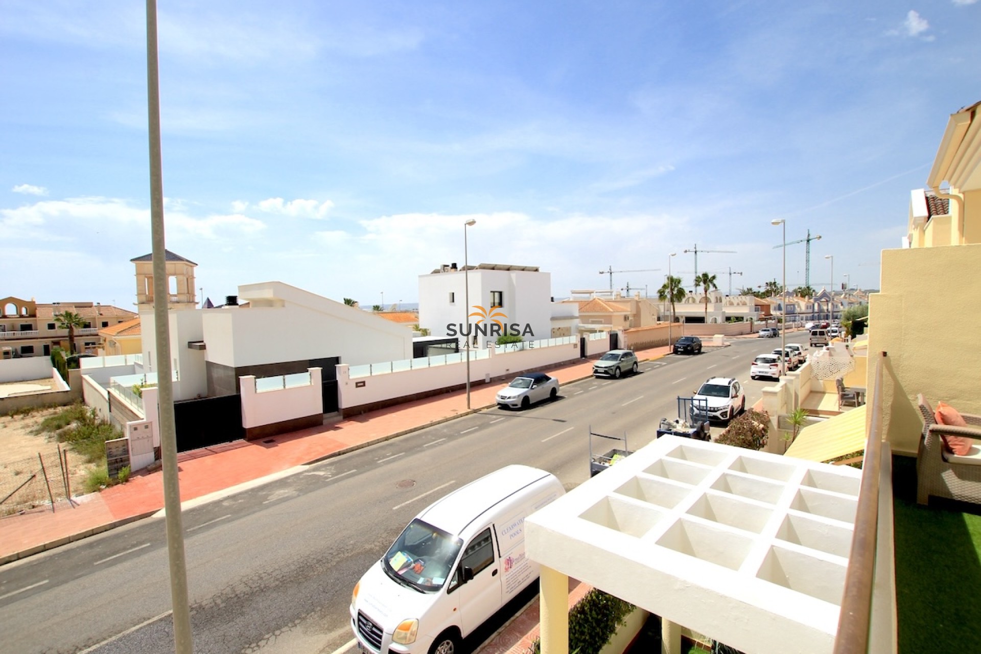 Herverkoop - Herenhuis - Ciudad Quesada