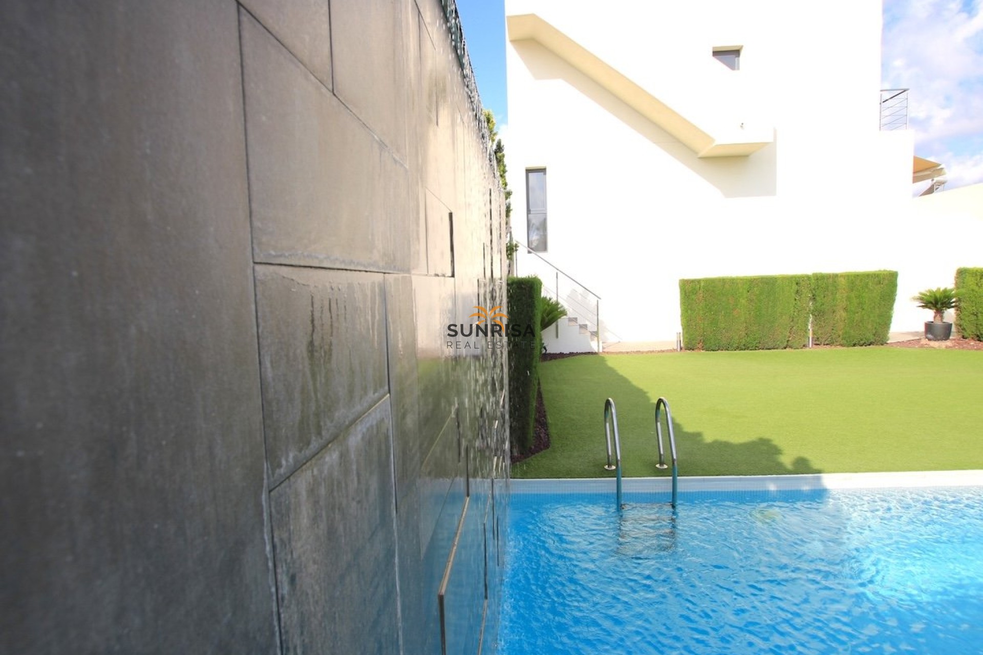 Resale - Townhouse - Benijofar