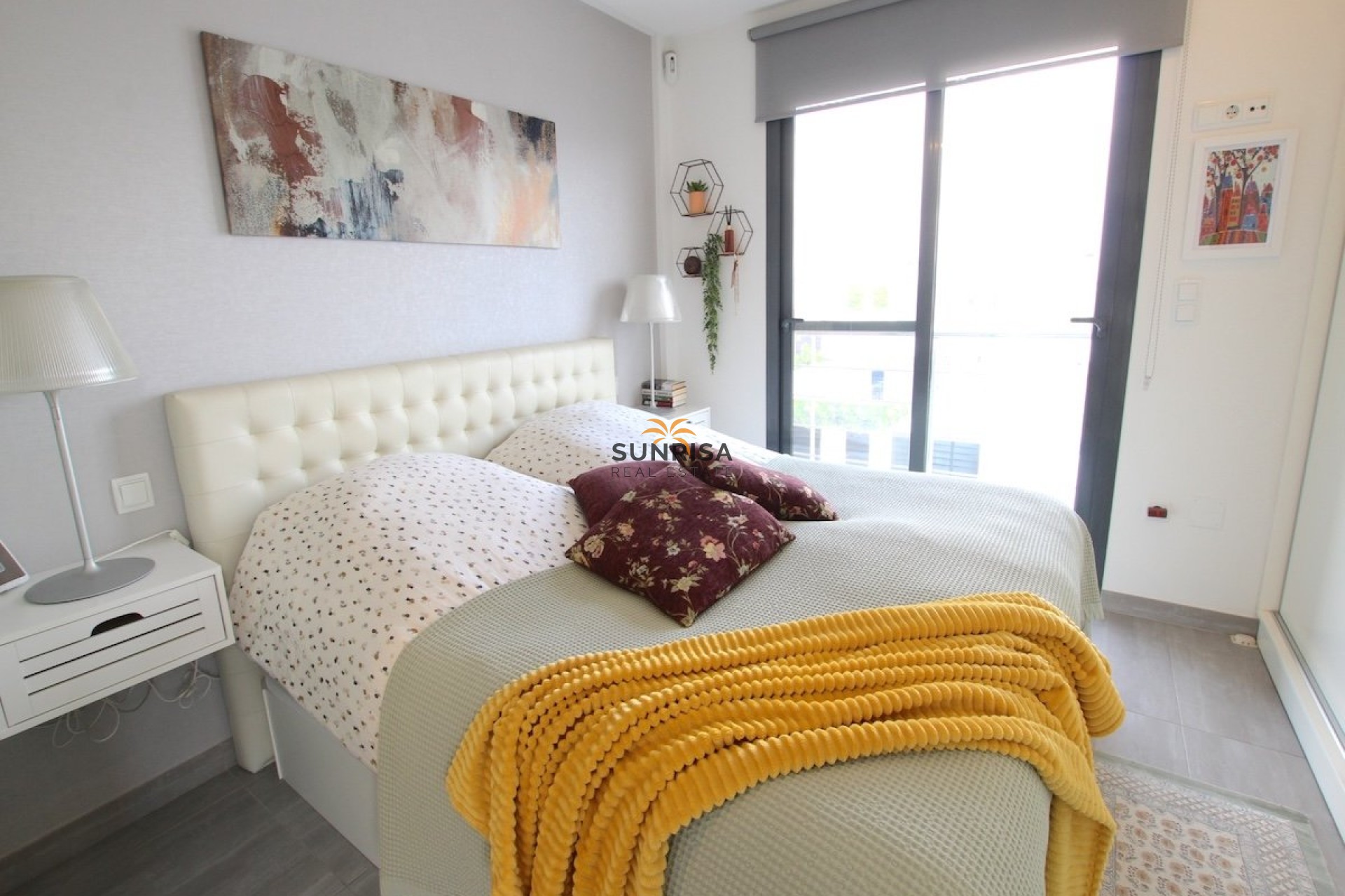 Resale - Townhouse - Benijofar