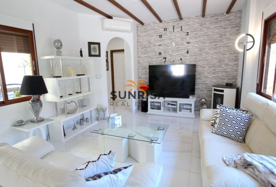 Villa · Herverkoop - Formentera del Segura · Alicante · Spanje