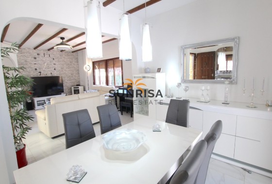 Villa · Herverkoop - Formentera del Segura · Alicante · Spanje