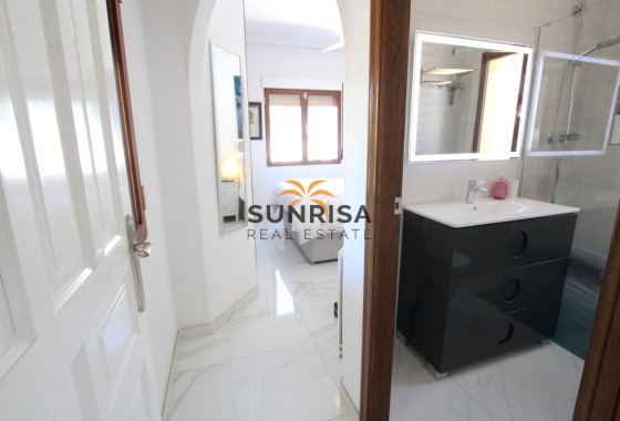 Villa · Herverkoop - Formentera del Segura · Alicante · Spanje