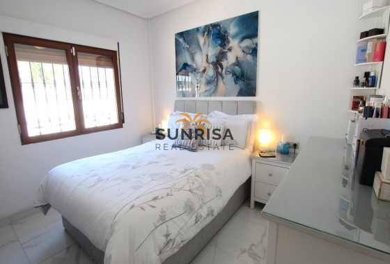 Villa · Herverkoop - Formentera del Segura · Alicante · Spanje