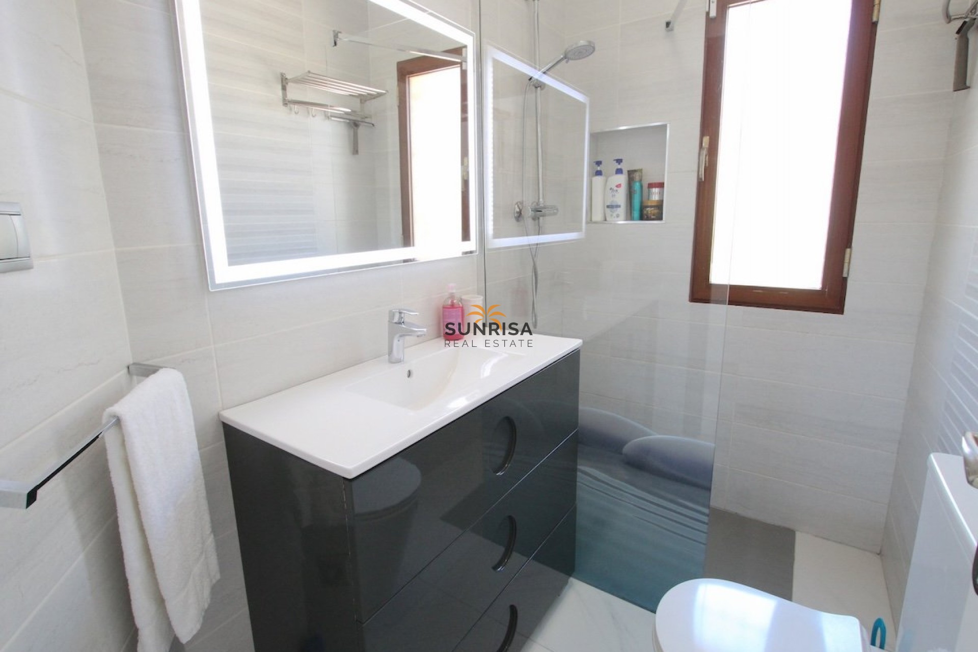 Herverkoop - Villa - Formentera del Segura