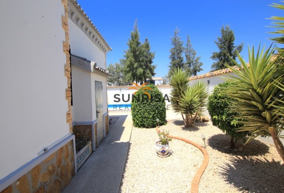 Villa · Herverkoop - Formentera del Segura · Alicante · Spanje