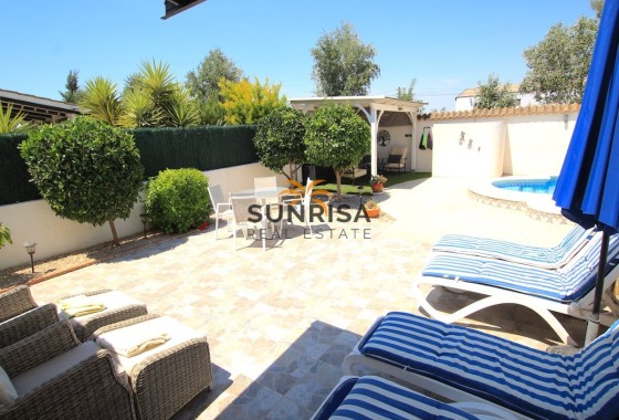 Villa · Herverkoop - Formentera del Segura · Alicante · Spanje