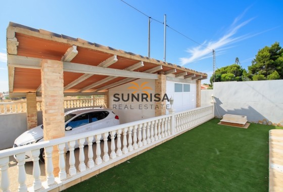 Villa · Reventa - Orihuela Costa · Campoamor · Alicante · España