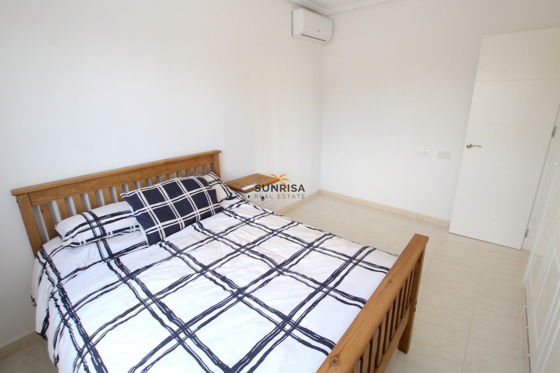 Reventa - Villa - Orihuela Costa