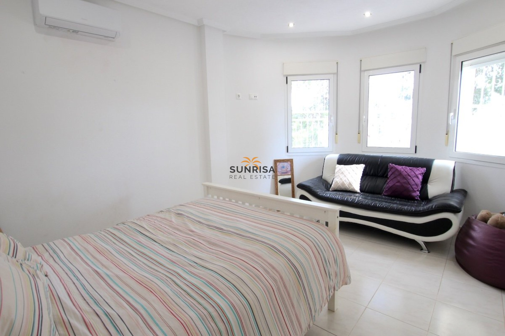 Reventa - Villa - Orihuela Costa