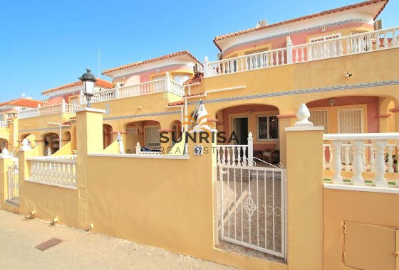 Townhouse · Resale - Villamartin · Alicante · Spain