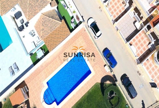 Townhouse · Resale - Villamartin · Alicante · Spain