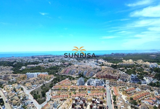 Townhouse · Resale - Villamartin · Alicante · Spain