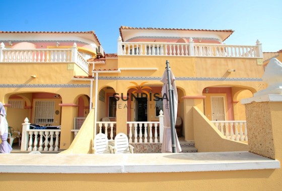 Townhouse · Resale - Villamartin · Alicante · Spain