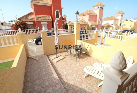 Townhouse · Resale - Villamartin · Alicante · Spain