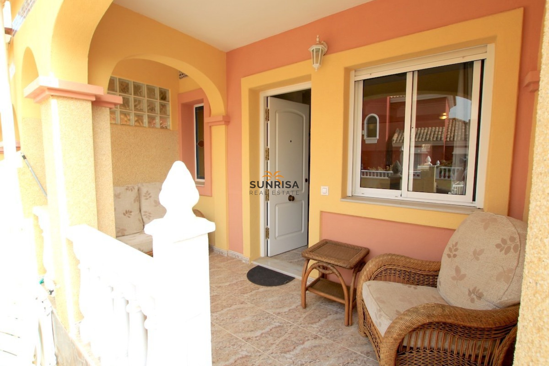Resale - Townhouse - Villamartin
