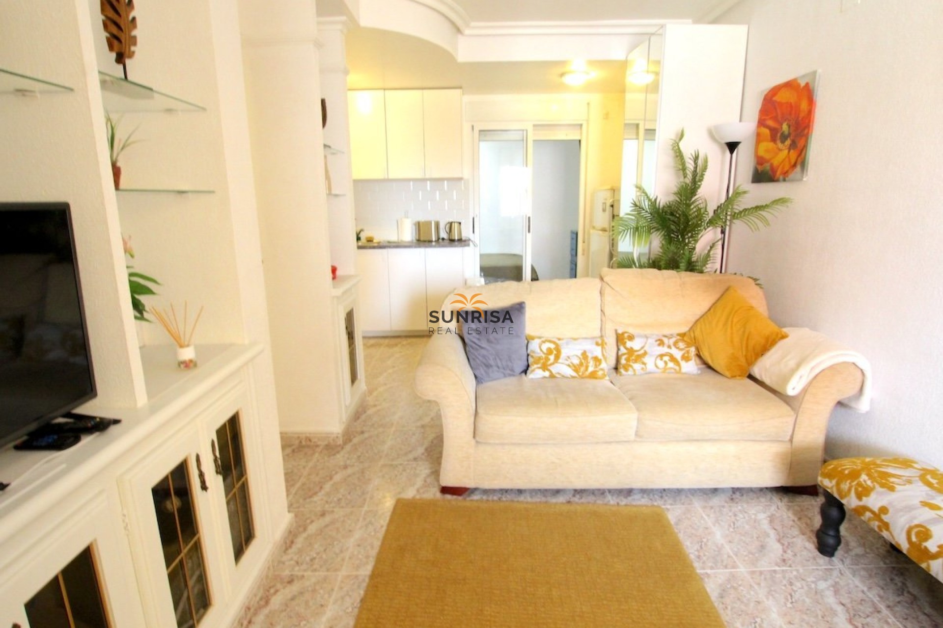 Resale - Townhouse - Villamartin