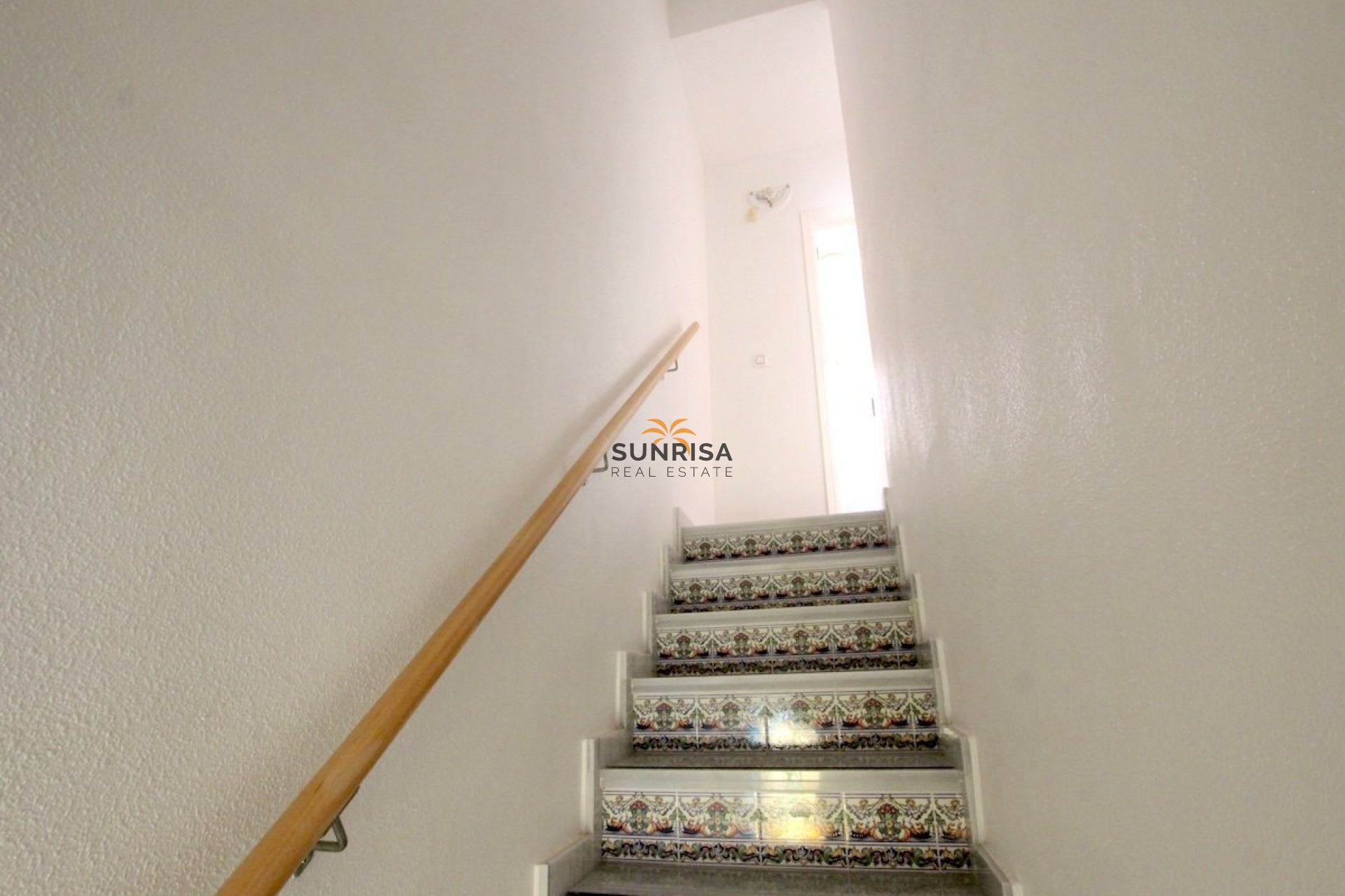 Resale - Townhouse - Villamartin