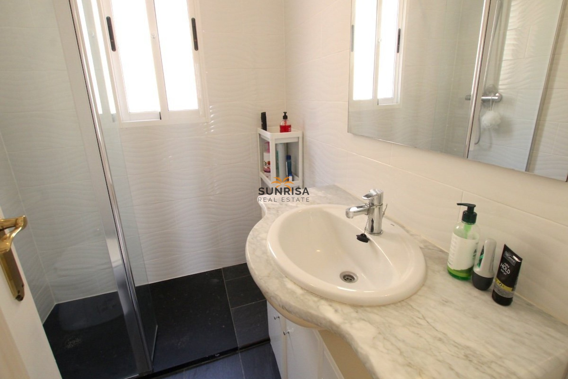 Resale - Townhouse - Villamartin