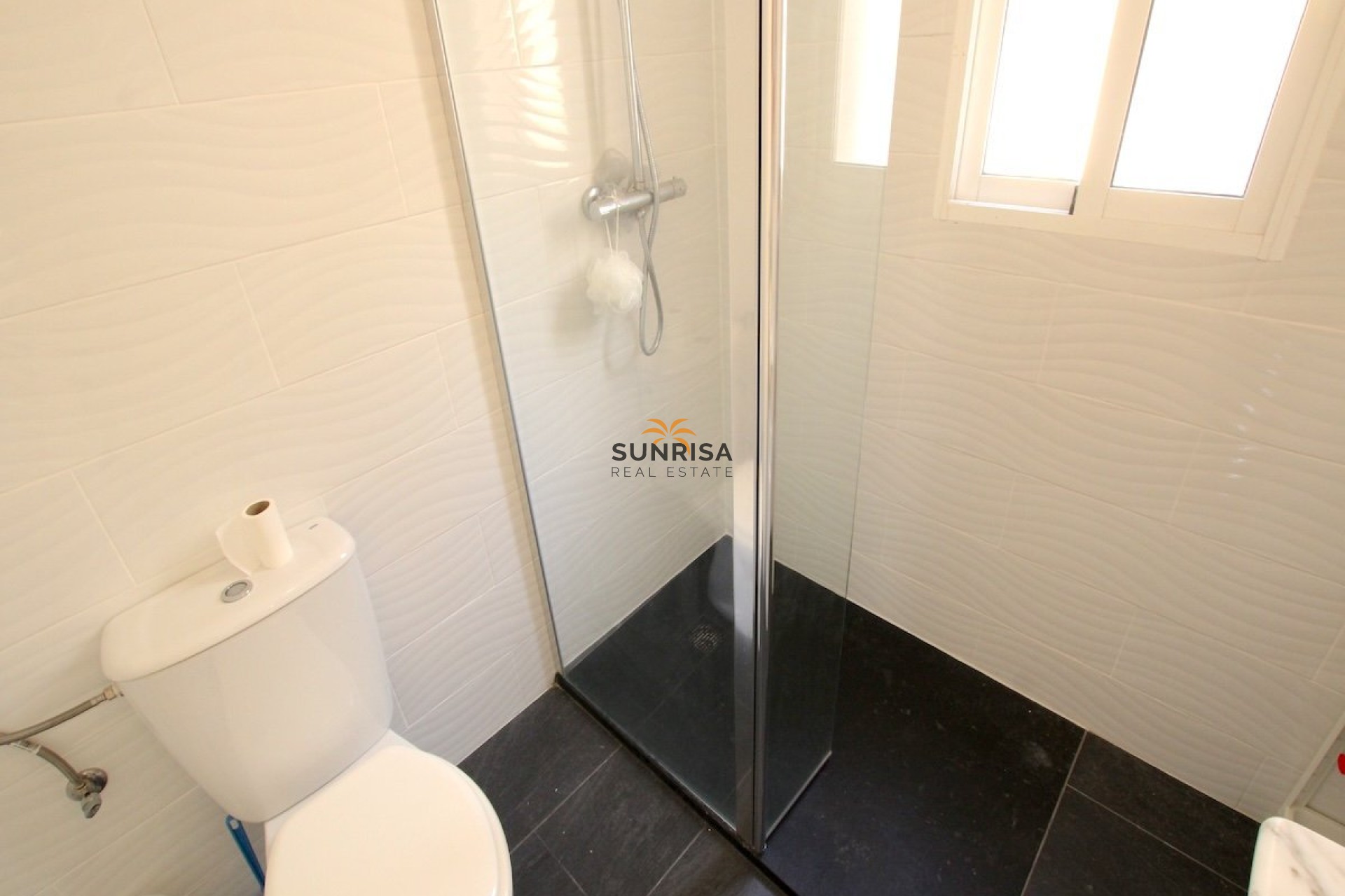 Resale - Townhouse - Villamartin