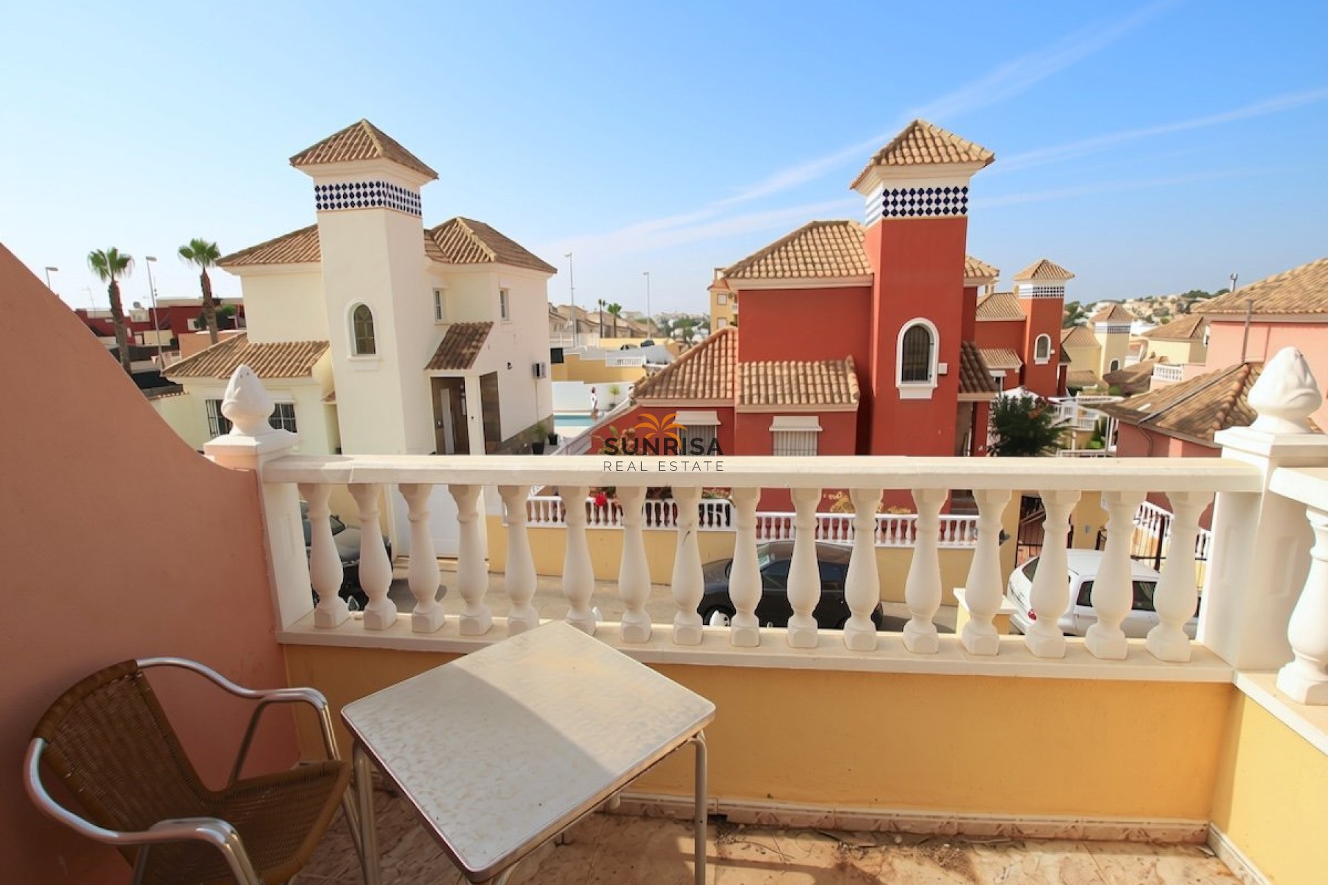 Resale - Townhouse - Villamartin