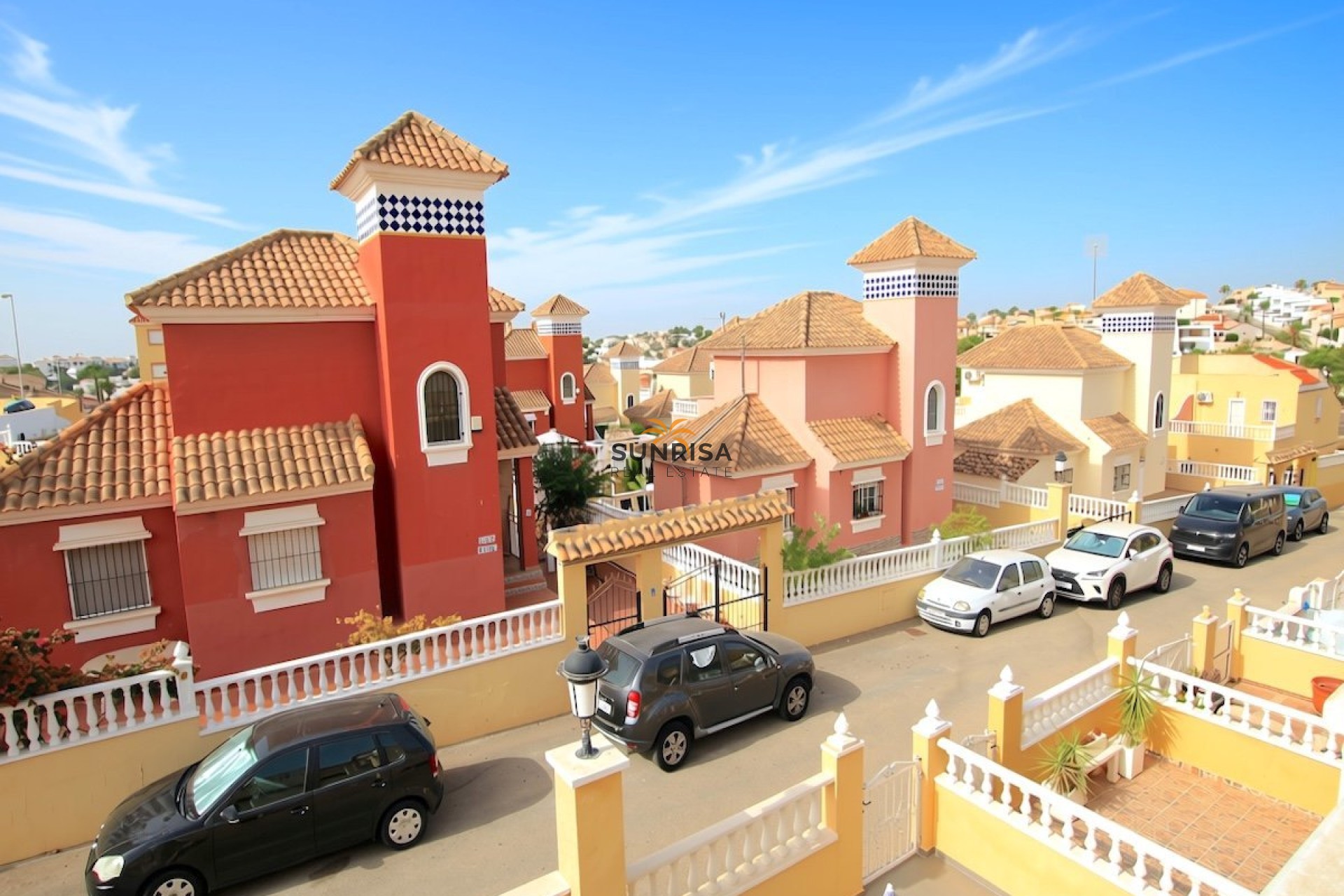 Resale - Townhouse - Villamartin