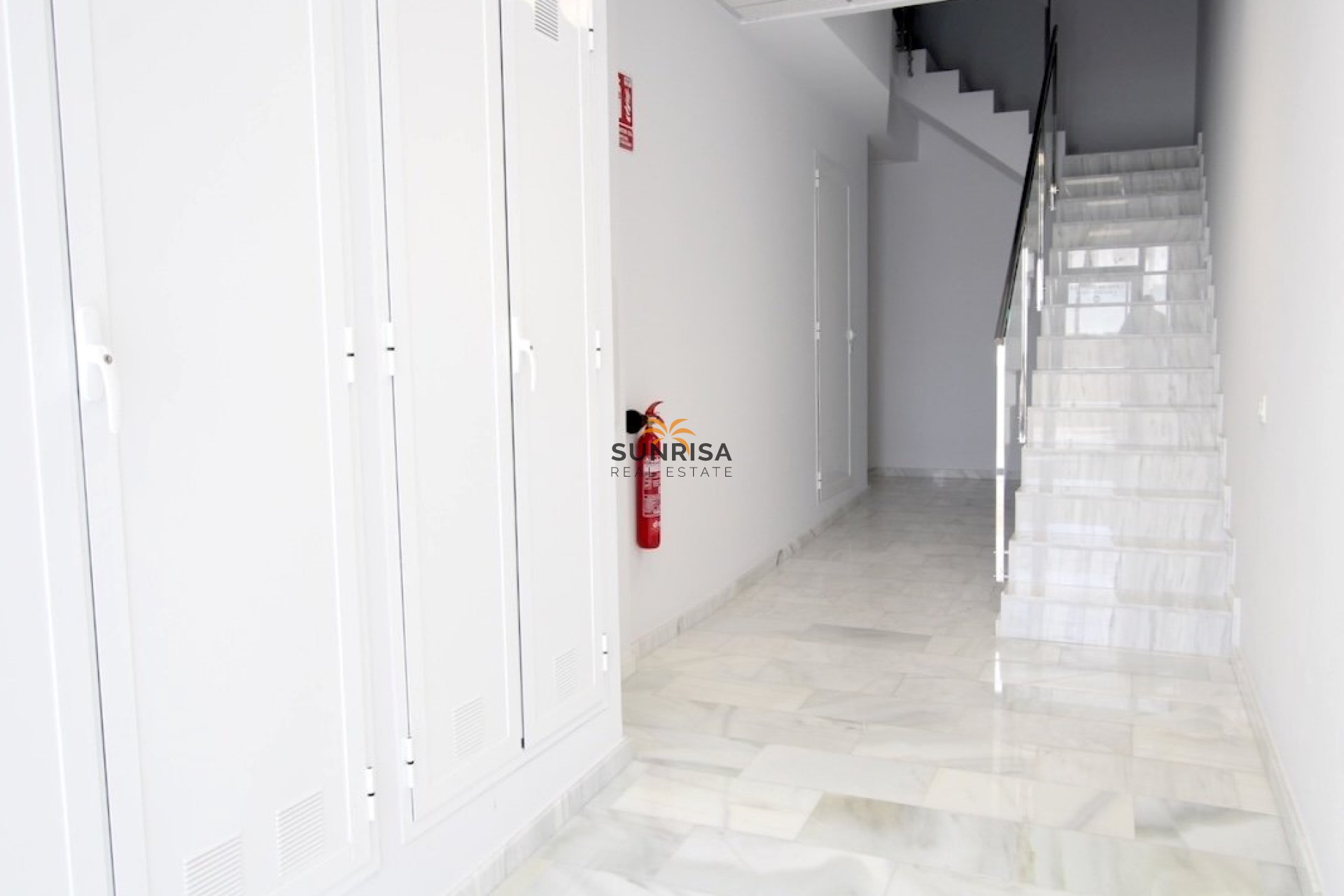Resale - Apartment - Benijofar