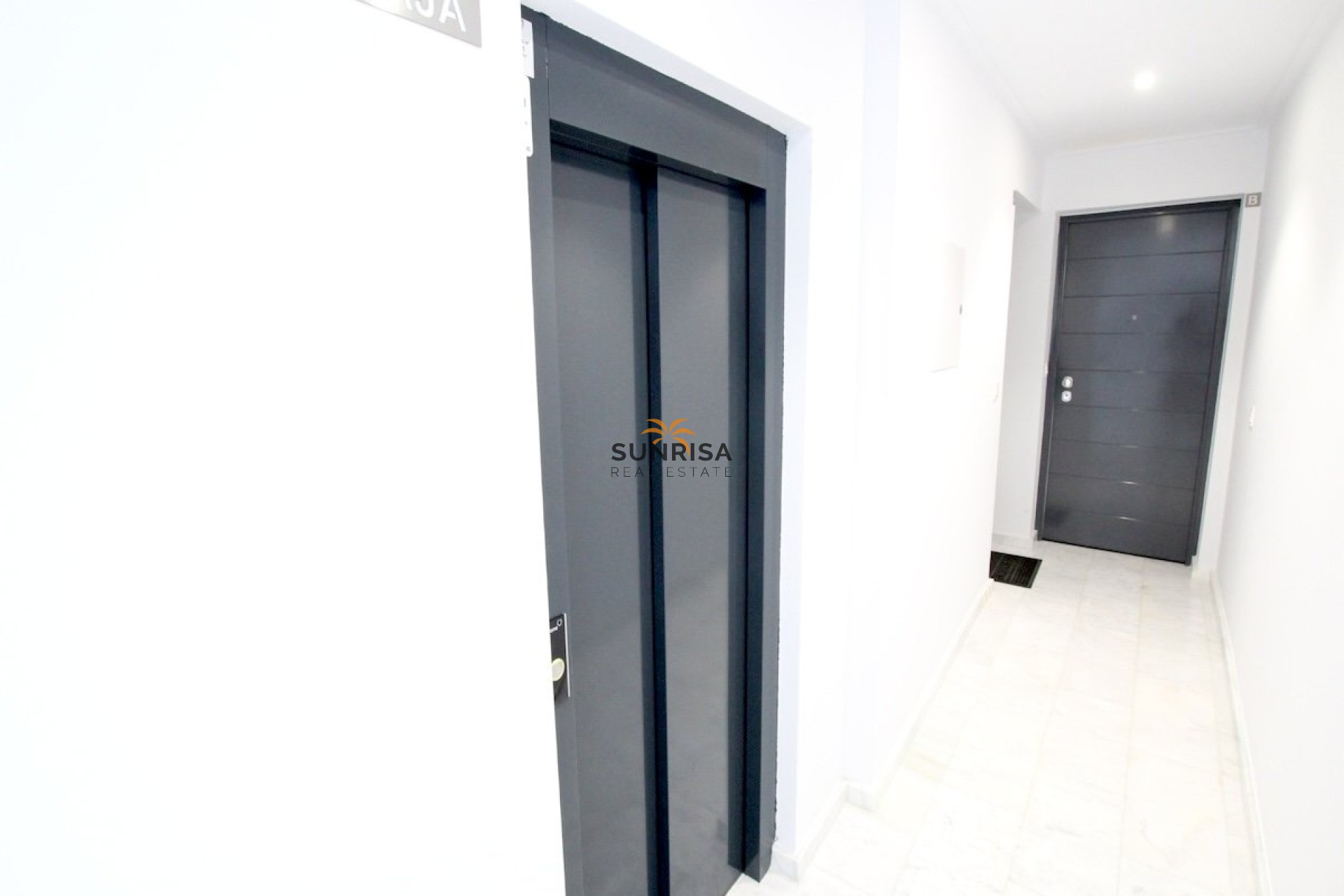 Resale - Apartment - Benijofar