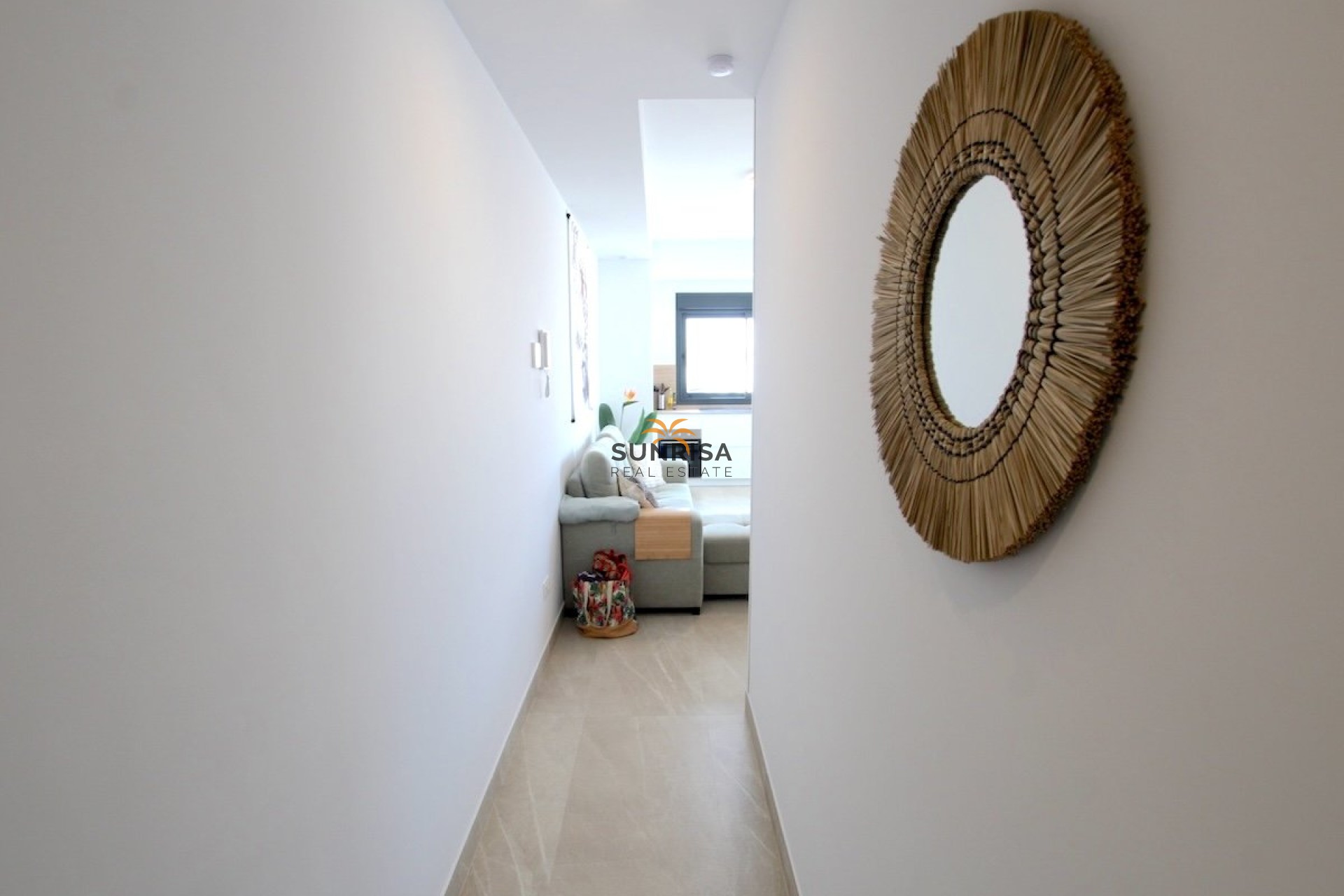 Resale - Apartment - Benijofar