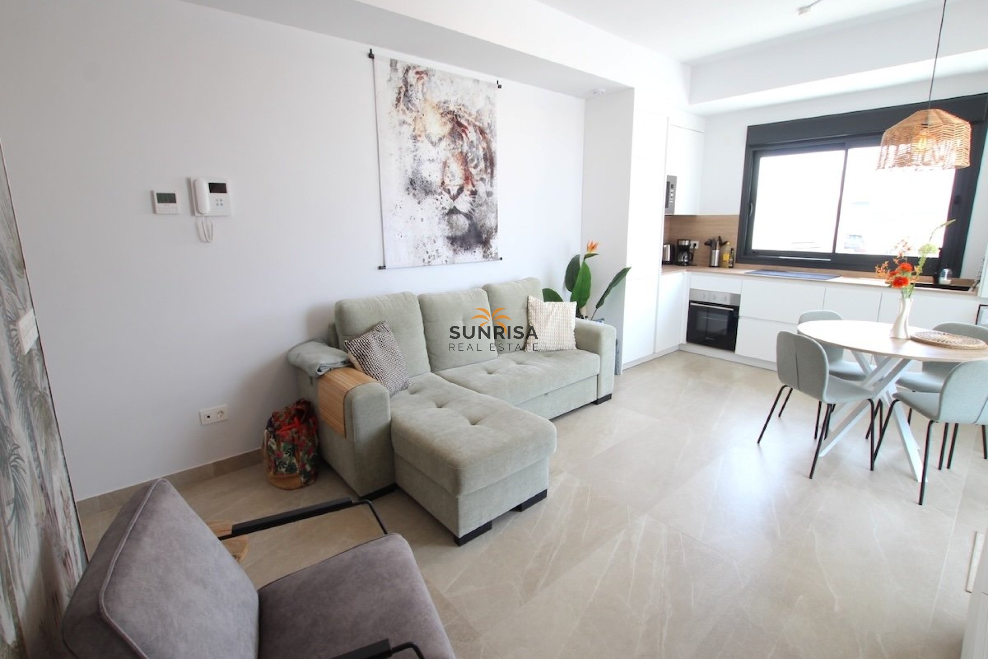 Resale - Apartment - Benijofar