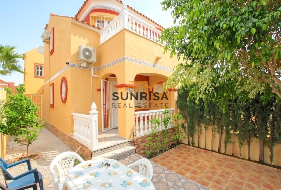 Townhouse · Resale - Villamartin · Alicante · Spain