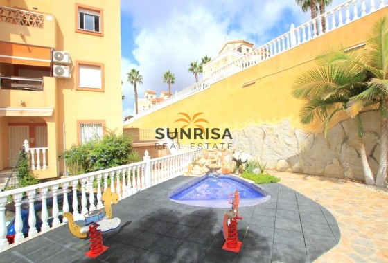 Townhouse · Resale - Villamartin · Alicante · Spain