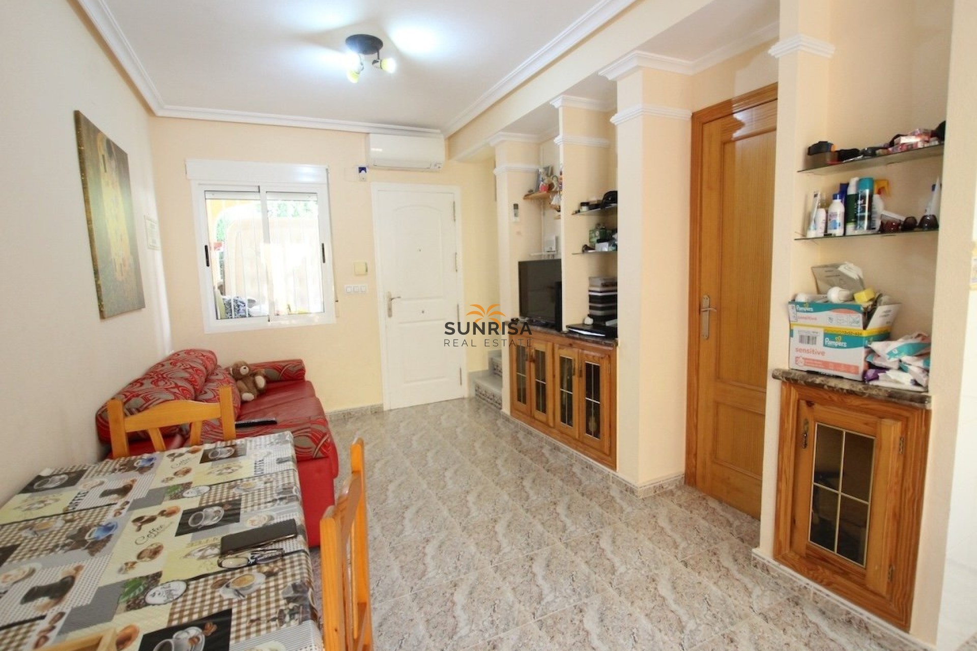 Resale - Townhouse - Villamartin