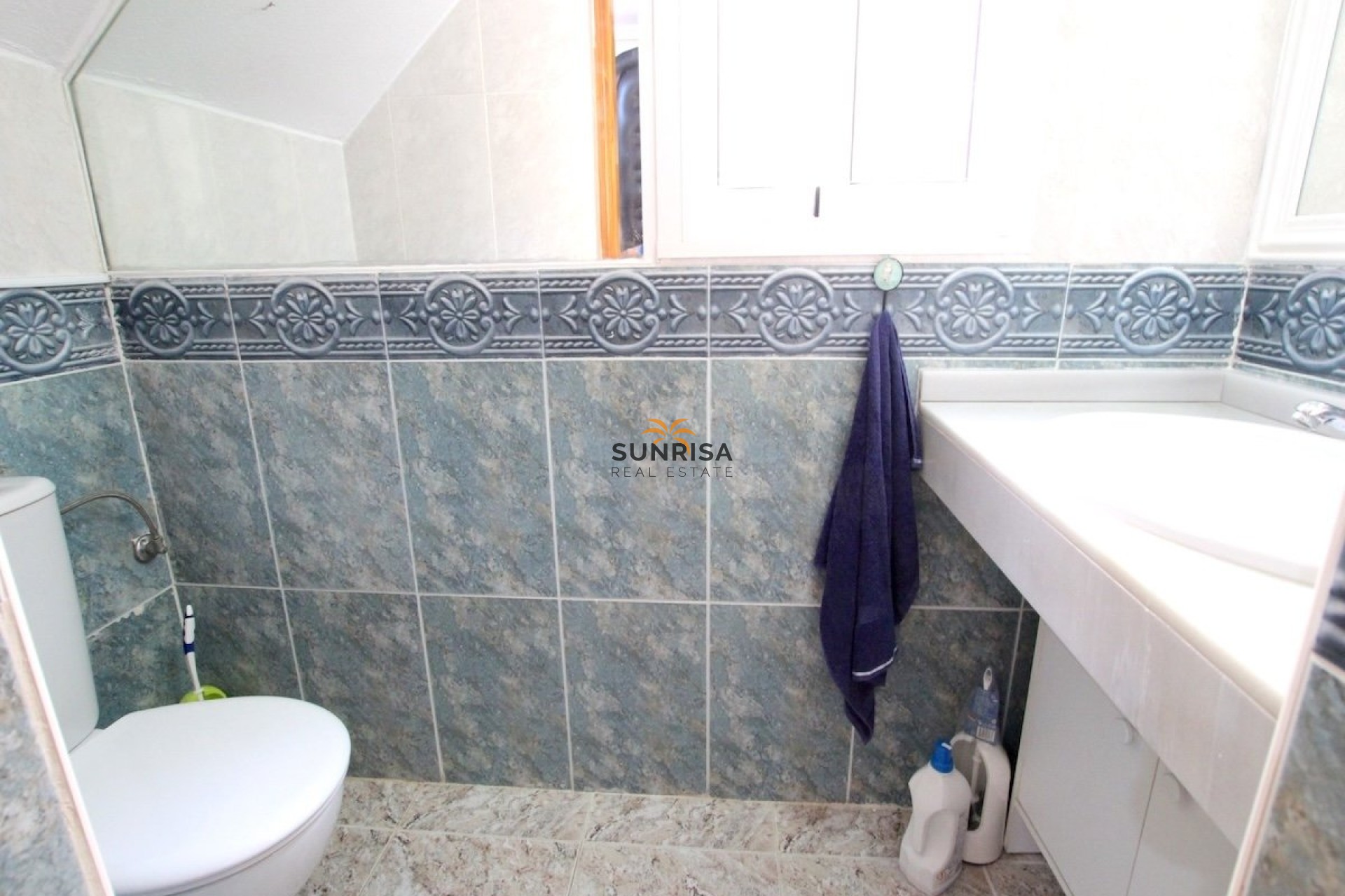 Resale - Townhouse - Villamartin