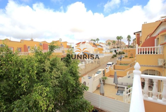 Townhouse · Resale - Villamartin · Alicante · Spain