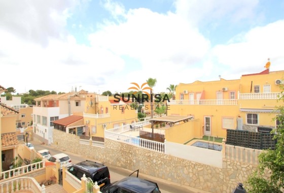 Townhouse · Resale - Villamartin · Alicante · Spain