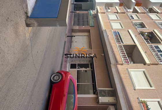 Bedrijfsruimte · Herverkoop - Torrevieja · Alicante · Spanje