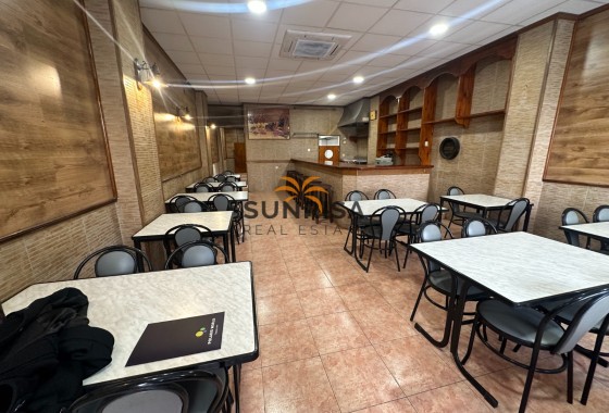 Bedrijfsruimte · Herverkoop - Torrevieja · Alicante · Spanje
