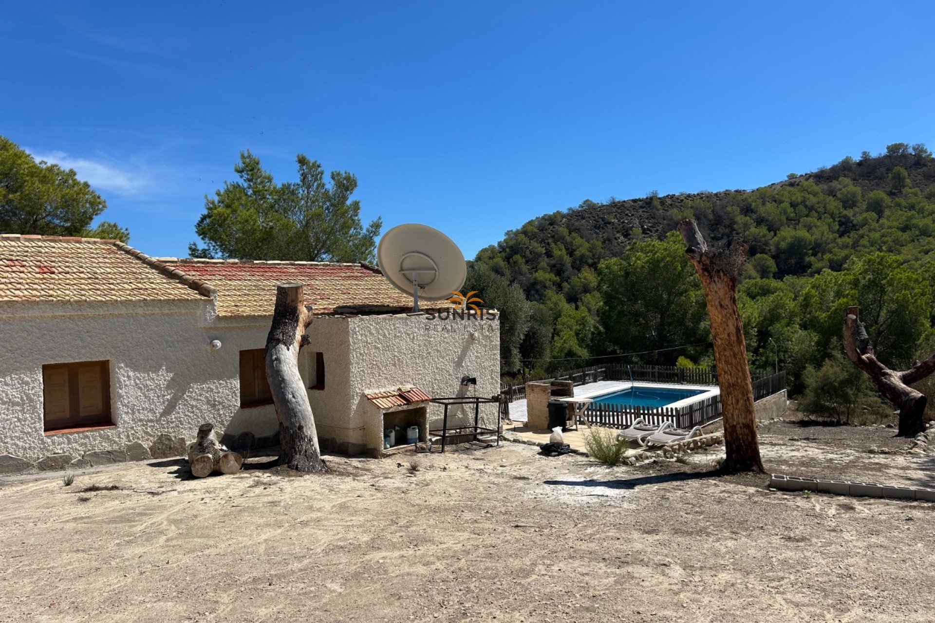 Resale - Finca - Torremendo
