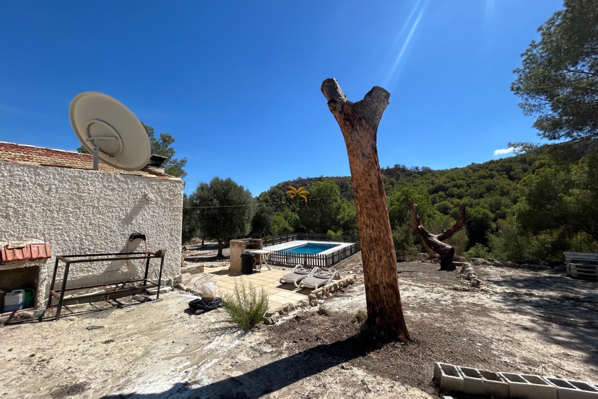 Resale - Finca - Torremendo