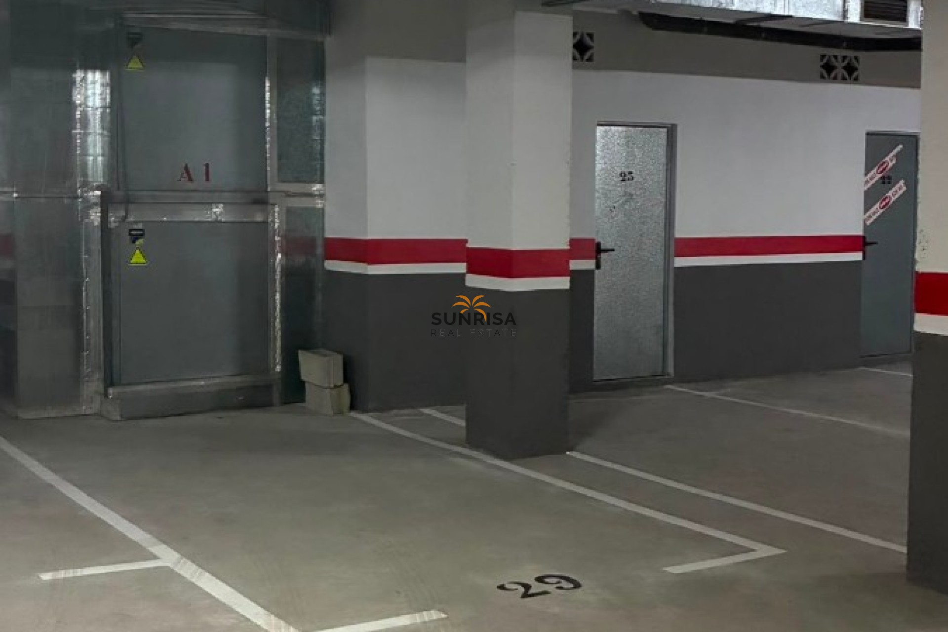Reventa - Garaje / aparcamiento - Algorfa