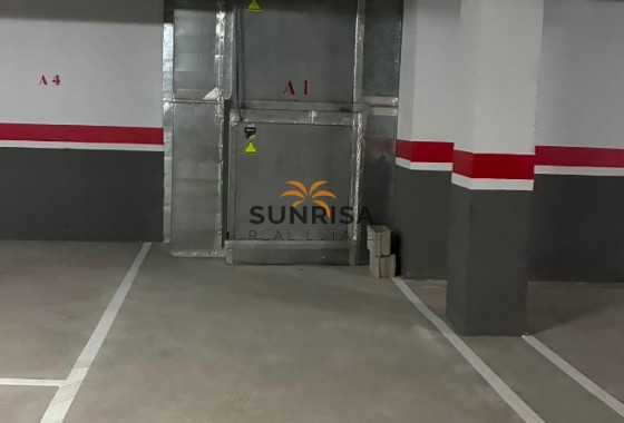 Garage · Herverkoop - Algorfa · Alicante · Spanje