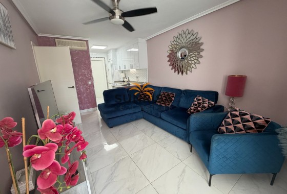 Apartamento · Reventa - Orihuela · Entre Naranjos Vistabella · Alicante · España