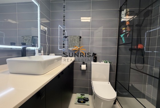 Apartamento · Reventa - Orihuela · Entre Naranjos Vistabella · Alicante · España