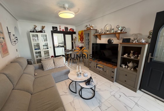 Apartamento · Reventa - Orihuela · Entre Naranjos Vistabella · Alicante · España