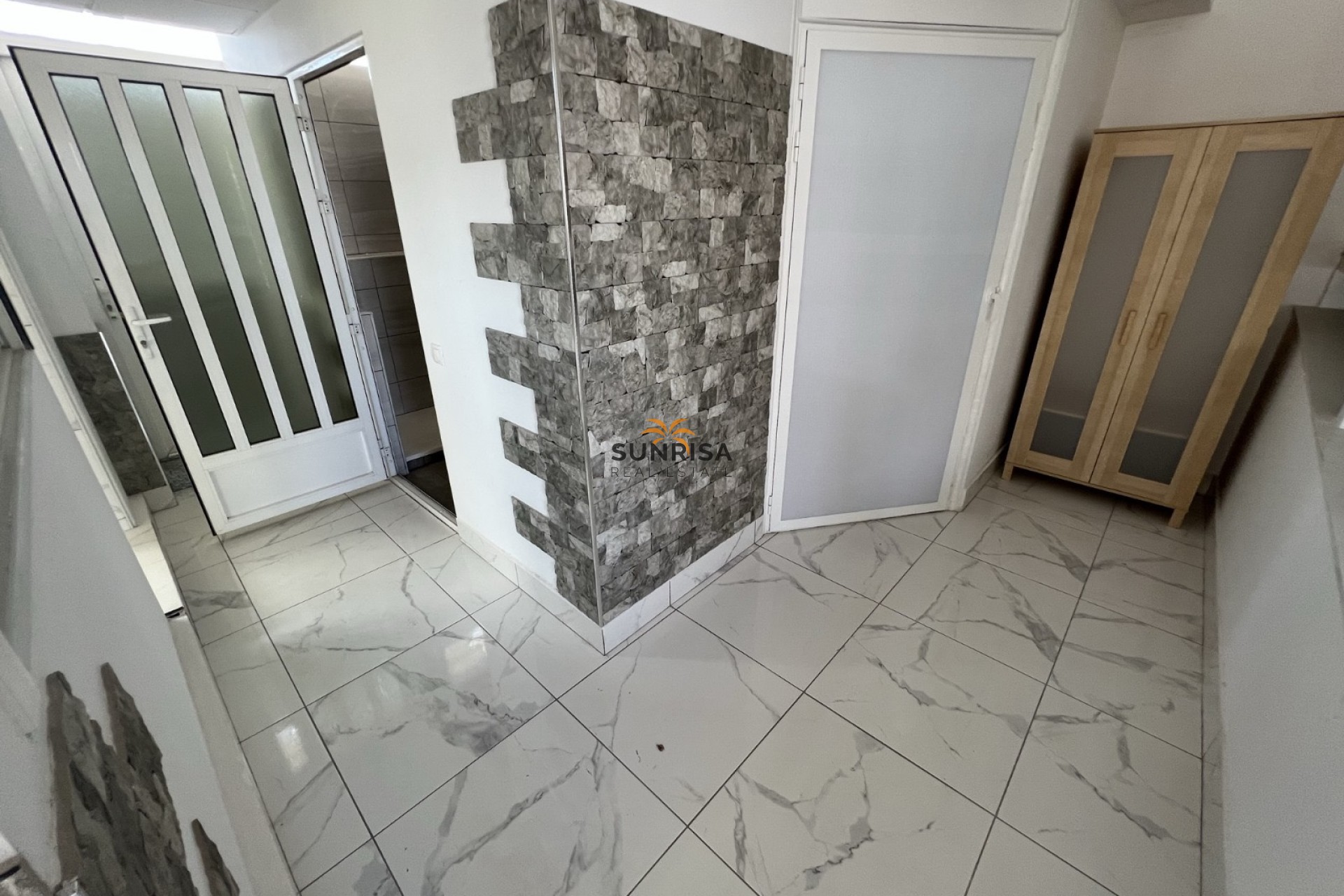 Reventa - Local comercial - Torrevieja
