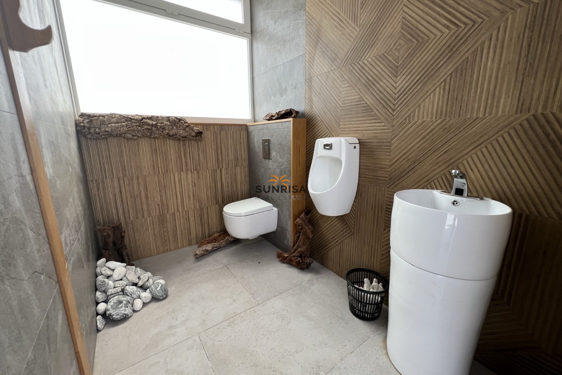 Reventa - Local comercial - Torrevieja