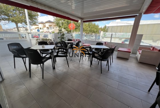 Bedrijfsruimte · Herverkoop - Torrevieja · Alicante · Spanje