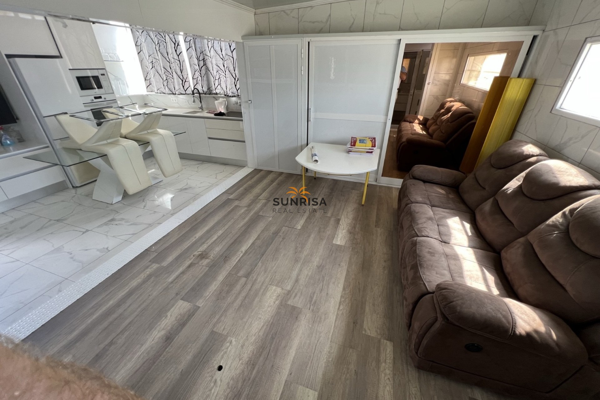 Reventa - Local comercial - Torrevieja