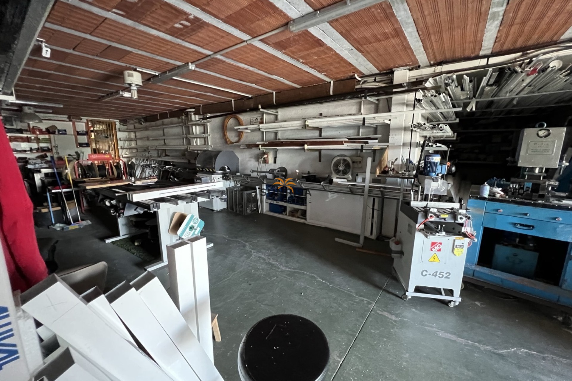 Reventa - Local comercial - Torrevieja
